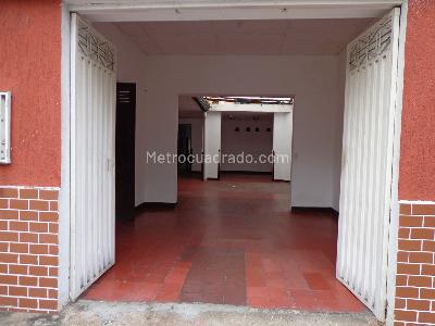 Casa de 5 alcobas en venta en Mutualidad, Bucaramanga, 400 m² · foto 6 de 20