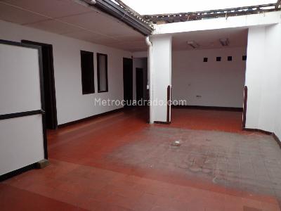 Casa de 5 alcobas en venta en Mutualidad, Bucaramanga, 400 m² · foto 8 de 20