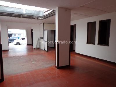 Casa de 5 alcobas en venta en Mutualidad, Bucaramanga, 400 m² · foto 9 de 20