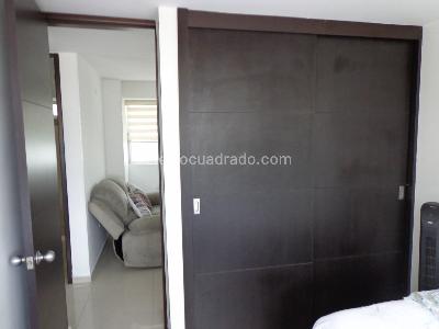 Apartamento de 3 alcobas en venta en Calle 200, Floridablanca, 94 m² · foto 11 de 20