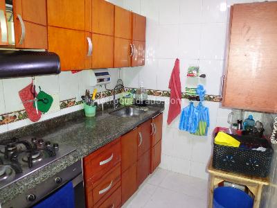 Apartamento de 3 alcobas en venta en San Francisco, Bucaramanga, 69 m² · foto 8 de 19