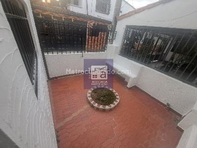Casa de 5 alcobas en arriendo en Los Rosales, Floridablanca, 137 m² · foto 4 de 20