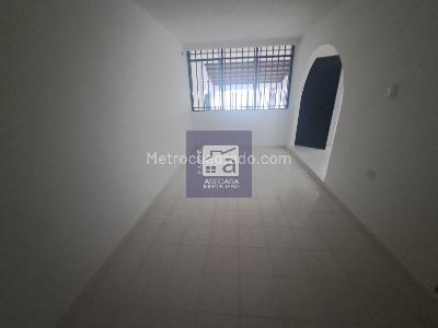 Casa de 5 alcobas en arriendo en Los Rosales, Floridablanca, 137 m² · foto 6 de 20