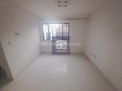 Casa de 5 alcobas en arriendo en Los Rosales, Floridablanca, 137 m² · foto 7 de 20