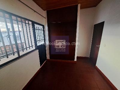Casa de 5 alcobas en arriendo en Los Rosales, Floridablanca, 137 m² · foto 13 de 20
