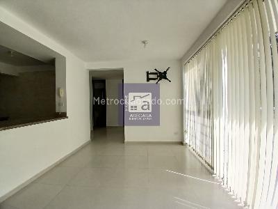 Apartamento en arriendo en Casco Antiguo, Floridablanca · foto 2 de 16