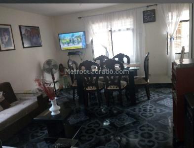 Casa de 5 alcobas en venta en Ciudadela Floralia, Cali, 120 m² · foto 4 de 14