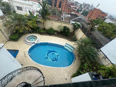 Casa de 4 alcobas en venta en Tejares, Cali · foto 2 de 20