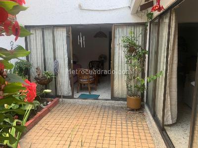 Casa de 3 alcobas en venta en La Merced, Cali, 200 m² · foto 13 de 19