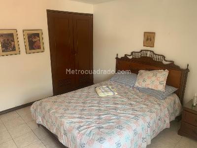 Casa de 3 alcobas en venta en La Merced, Cali, 200 m² · foto 14 de 19