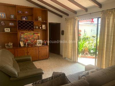 Casa de 3 alcobas en venta en La Merced, Cali, 200 m² · foto 6 de 19
