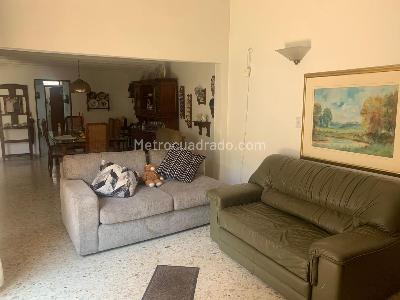 Casa de 3 alcobas en venta en La Merced, Cali, 200 m² · foto 9 de 19