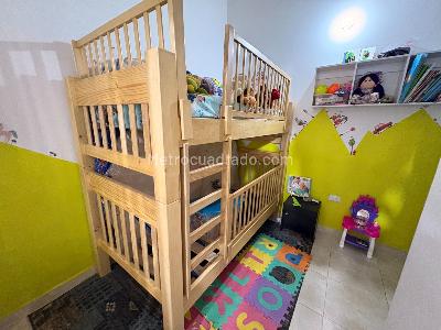 Casa de 5 alcobas en venta en Miraflores, Cali, 237 m² · foto 10 de 20
