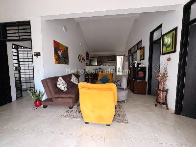 Casa de 5 alcobas en venta en Miraflores, Cali, 237 m² · foto 3 de 20