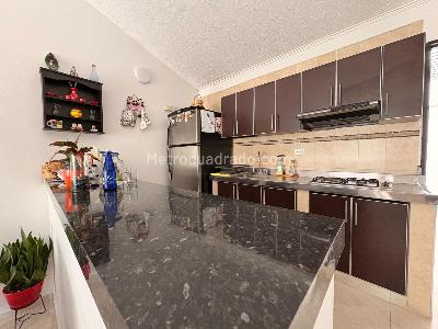 Casa de 5 alcobas en venta en Miraflores, Cali, 237 m² · foto 4 de 20