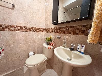 Casa de 5 alcobas en venta en Miraflores, Cali, 237 m² · foto 9 de 20