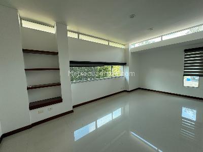 Casa de 5 alcobas en venta en Ciudad Jardin, Cali, 340 m² · foto 8 de 20