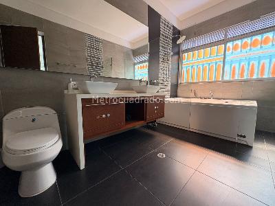 Casa de 5 alcobas en venta en Ciudad Jardin, Cali, 340 m² · foto 14 de 20