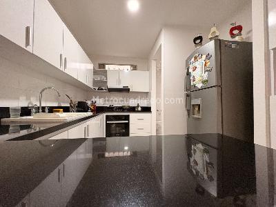 Apartamento de 3 alcobas en venta en Santa Teresita, Cali, 97 m² · foto 15 de 19