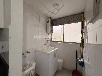 Apartamento de 3 alcobas en venta en Santa Teresita, Cali, 97 m² · foto 5 de 19
