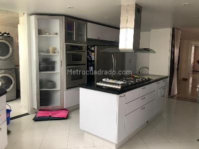 Apartamento en venta en Santa Barbara Central, Bogotá · foto 7 de 20
