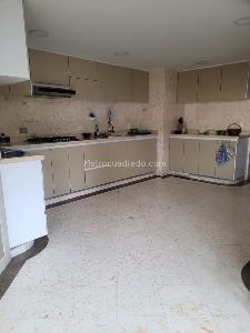 Apartamento de 3 alcobas en venta en La Cabrera, Bogotá, 285 m² · foto 5 de 20
