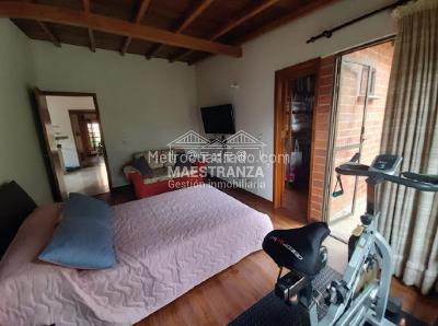 Casa de 4 alcobas en venta en Vereda Las Lomitas, Sabaneta, 214 m² · foto 3 de 19