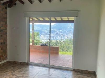 Casa de 4 alcobas en venta en Vereda Altavista, Medellín, 1000 m² · foto 2 de 16