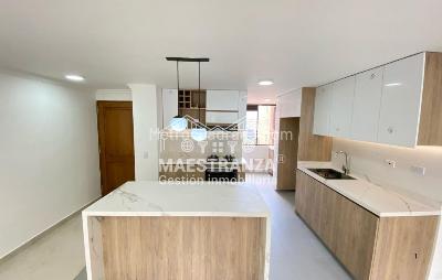 Apartamento de 3 alcobas en venta en El Poblado, Medellín, 102 m² · foto 2 de 17