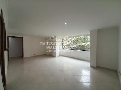 Apartamento de 3 alcobas en venta en El Poblado, Medellín, 102 m² · foto 13 de 17