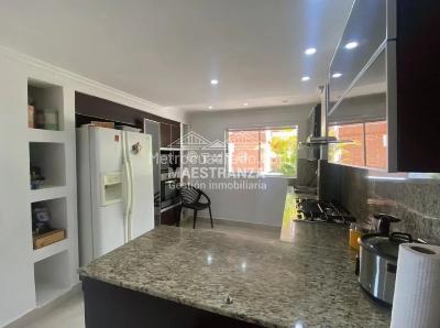 Casa de 4 alcobas en venta en Las Palmas, Medellín, 554 m² · foto 4 de 20
