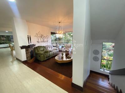 Casa de 5 alcobas en venta en La Calera, Medellín, 477 m² · foto 2 de 20
