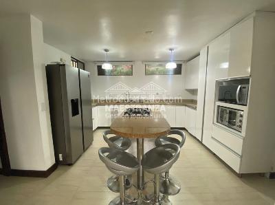 Casa de 5 alcobas en venta en La Calera, Medellín, 477 m² · foto 7 de 20