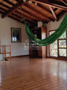 Casa de 3 alcobas en venta en Santa Elena, Medellín, 1000 m² · foto 16 de 20