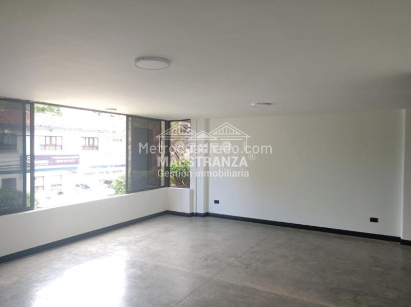 Apartamento moderno de 3 Alcobas, 2 Baños y Parqueadero en Aguacatala - 2