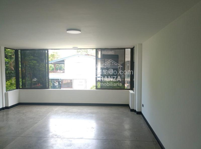 Apartamento moderno de 3 Alcobas, 2 Baños y Parqueadero en Aguacatala - 3