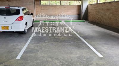 Apartamento en venta en Altos Del Poblado, Medellín · foto 10 de 17