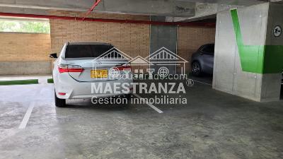 Apartamento en venta en Altos Del Poblado, Medellín · foto 11 de 17