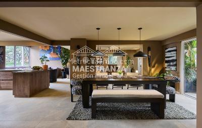 Apartamento de 3 alcobas en venta en El Poblado, Medellín, 260 m² · foto 3 de 20