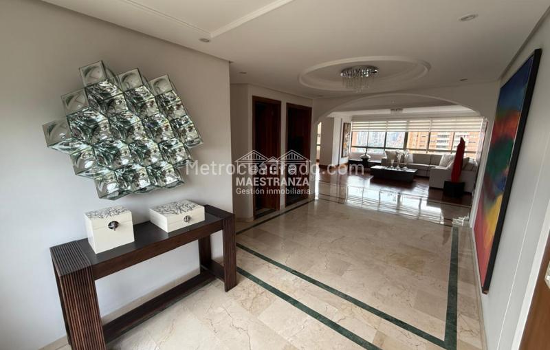 Elegant 3BR Apartment in Loma De Los Parra - 5