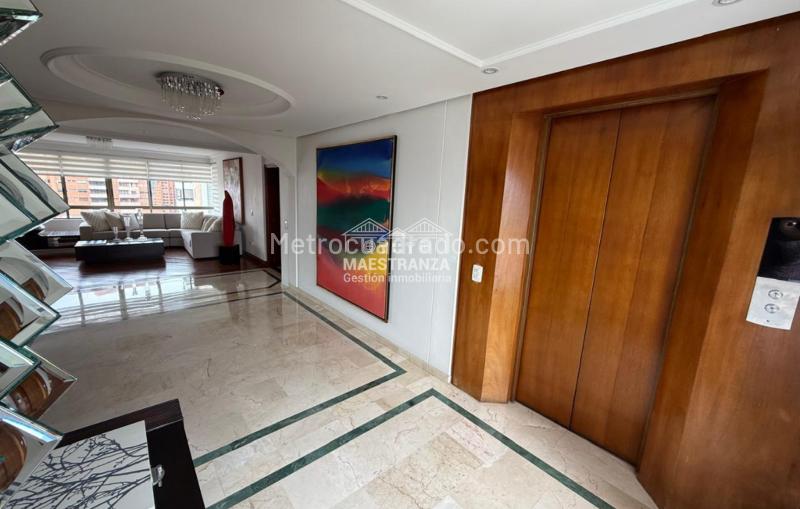 Elegant 3BR Apartment in Loma De Los Parra - 6