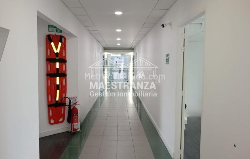 Oficina en Venta, Aguacatala, Medellín - Más