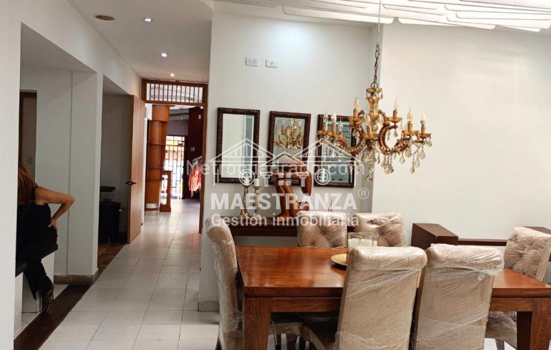 Impressive Commercial Space in Simon Bolivar - 4