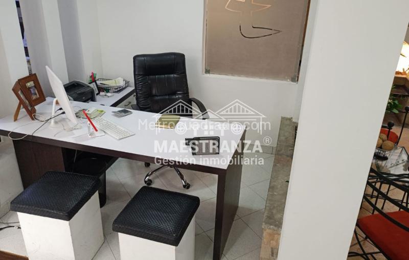 Impressive Commercial Space in Simon Bolivar - 6