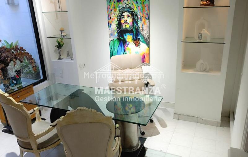 Impressive Commercial Space in Simon Bolivar - 8