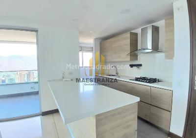 Apartamento de 3 alcobas en arriendo en Loma De Los Parra, Medellín, 136 m² · foto 2 de 20