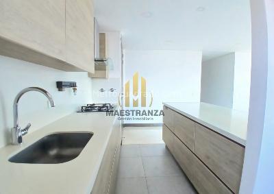 Apartamento de 3 alcobas en arriendo en Loma De Los Parra, Medellín, 136 m² · foto 8 de 20