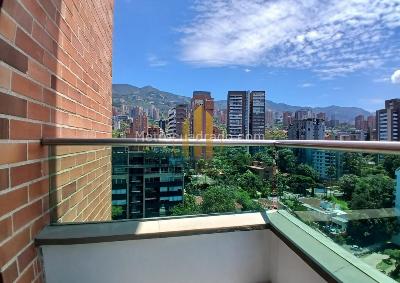 Apartamento de 3 alcobas en arriendo en Loma De Los Parra, Medellín, 136 m² · foto 9 de 20