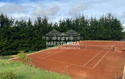 Casa de 5 alcobas en venta en Santa Elena, Medellín · foto 14 de 15