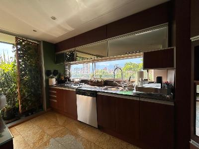Apartamento de 3 alcobas en venta en El Poblado, Medellín, 135 m² · foto 10 de 20